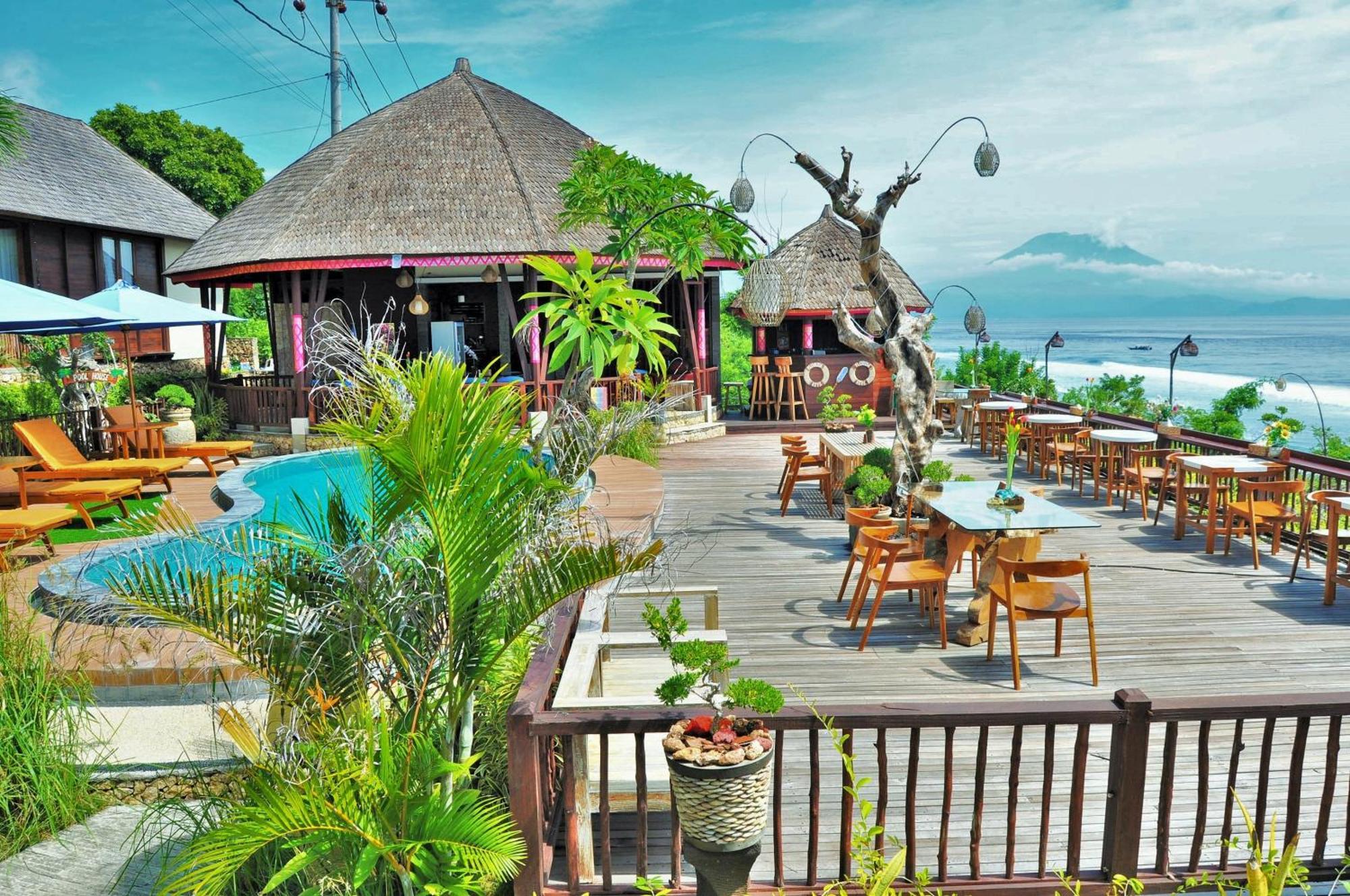 Ocean Terrace And Luxury Batununggul